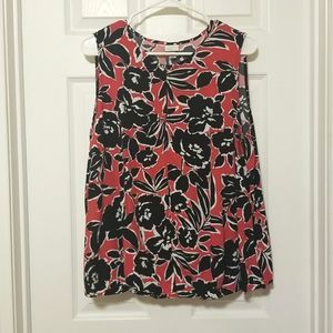 A new day pink and black floral print tank with keyhole neckline. Size XXL